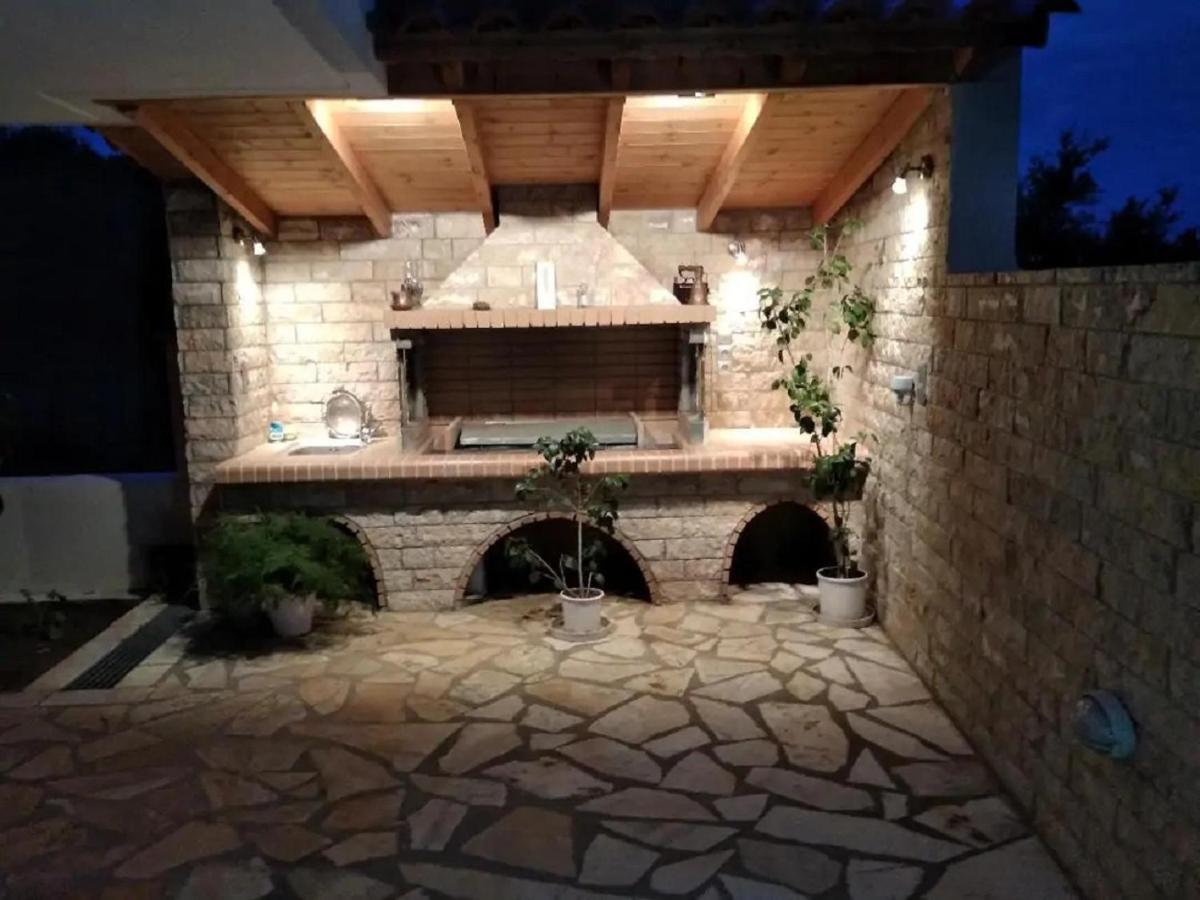 Apartmán Ήσυχο Σπίτι Στη Ναύπακτο Nafpaktos Exteriér fotografie